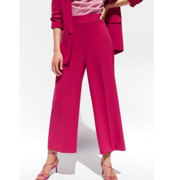 Zara Pants - Zara High-Waisted pants Fuchsia in XS (NWT)
